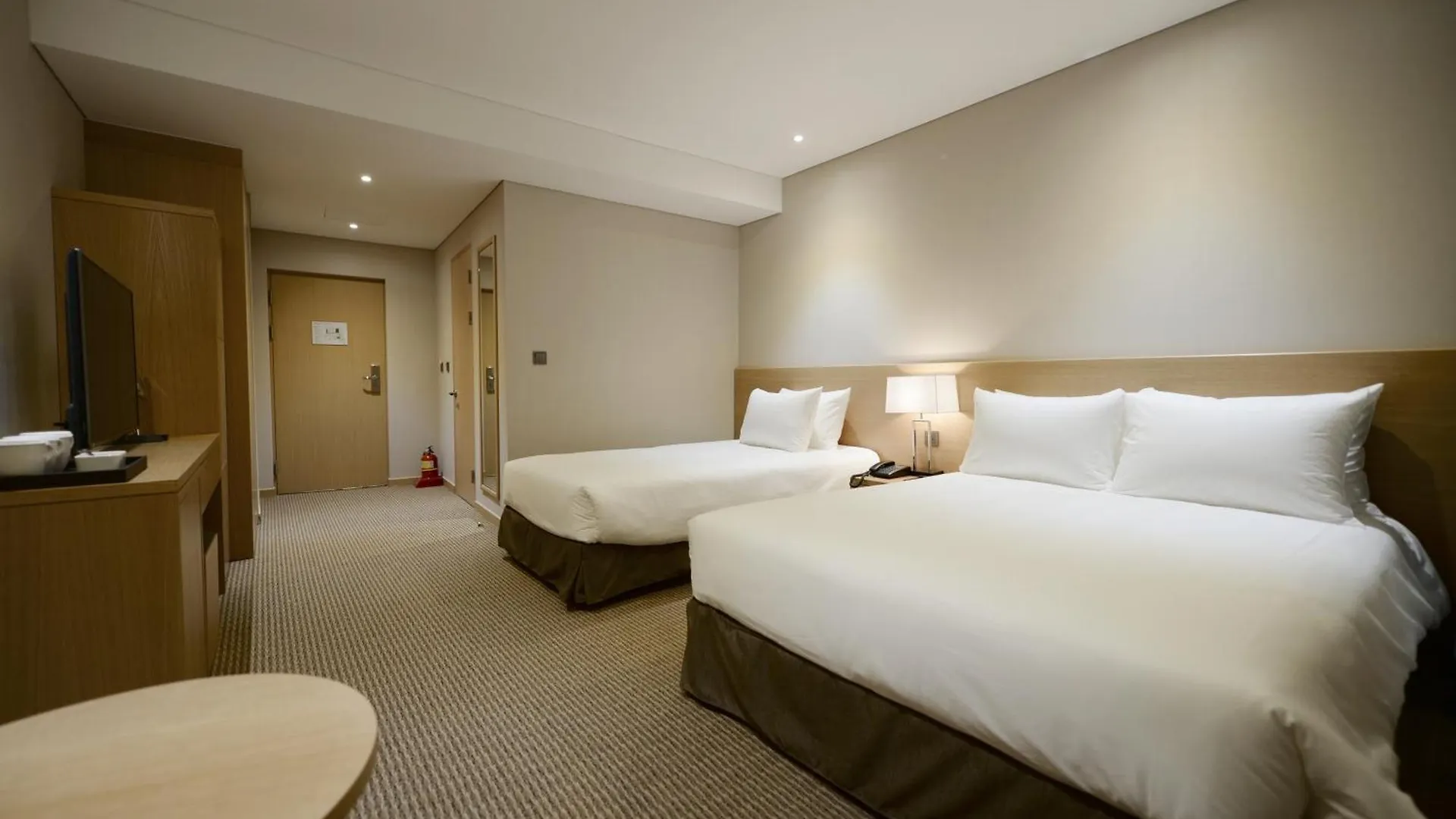 Hotel New Oriental Myeongdong Seul 3*,